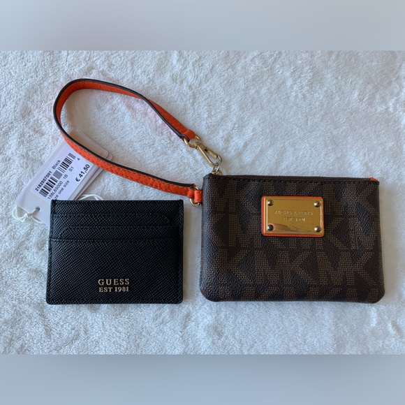 Coach Margot caryall- small with FREE card case or wristlet - Picture 4 of 17